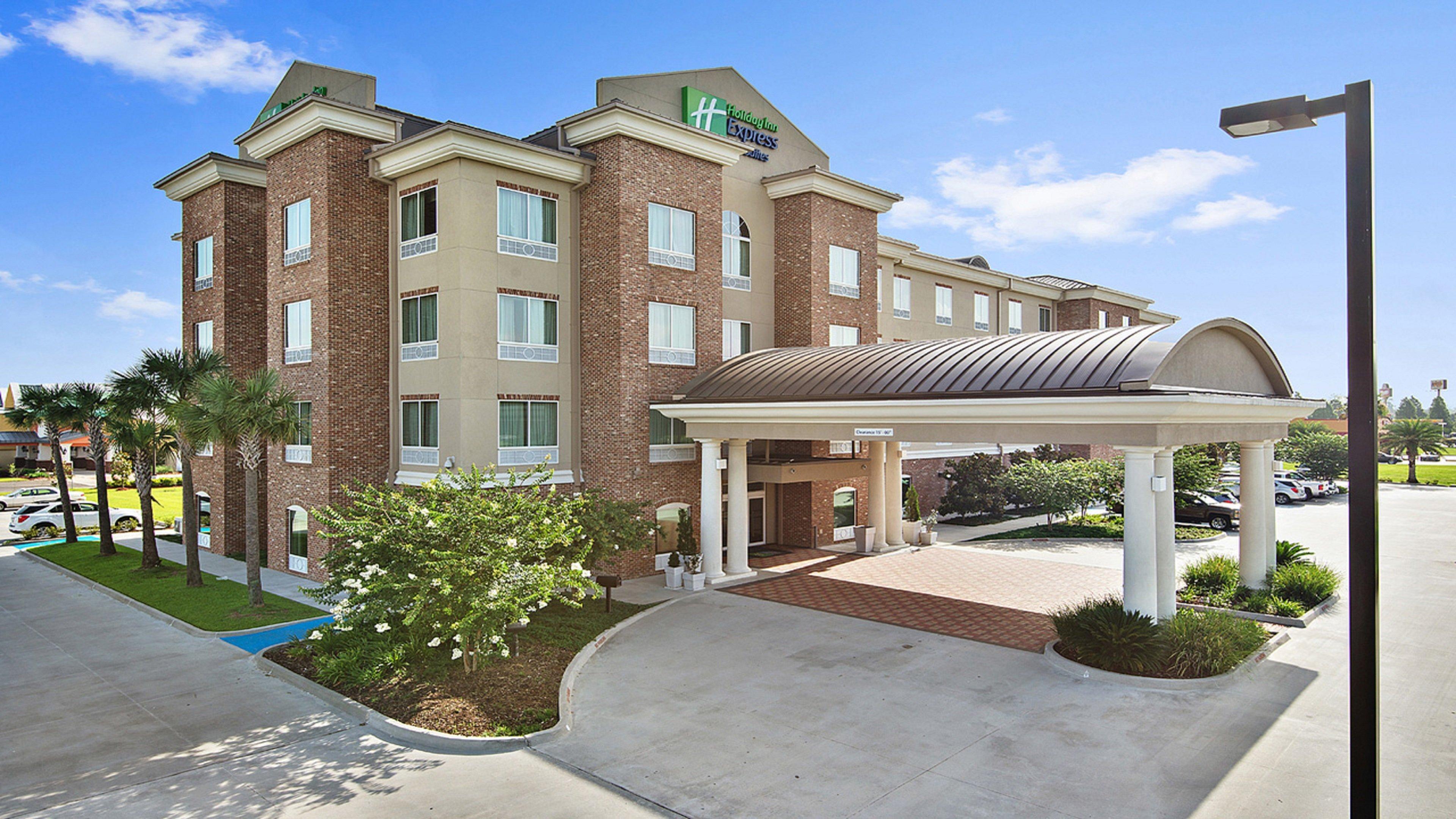 Holiday Inn Express & Suites Gonzales, An Ihg Hotel Esterno foto